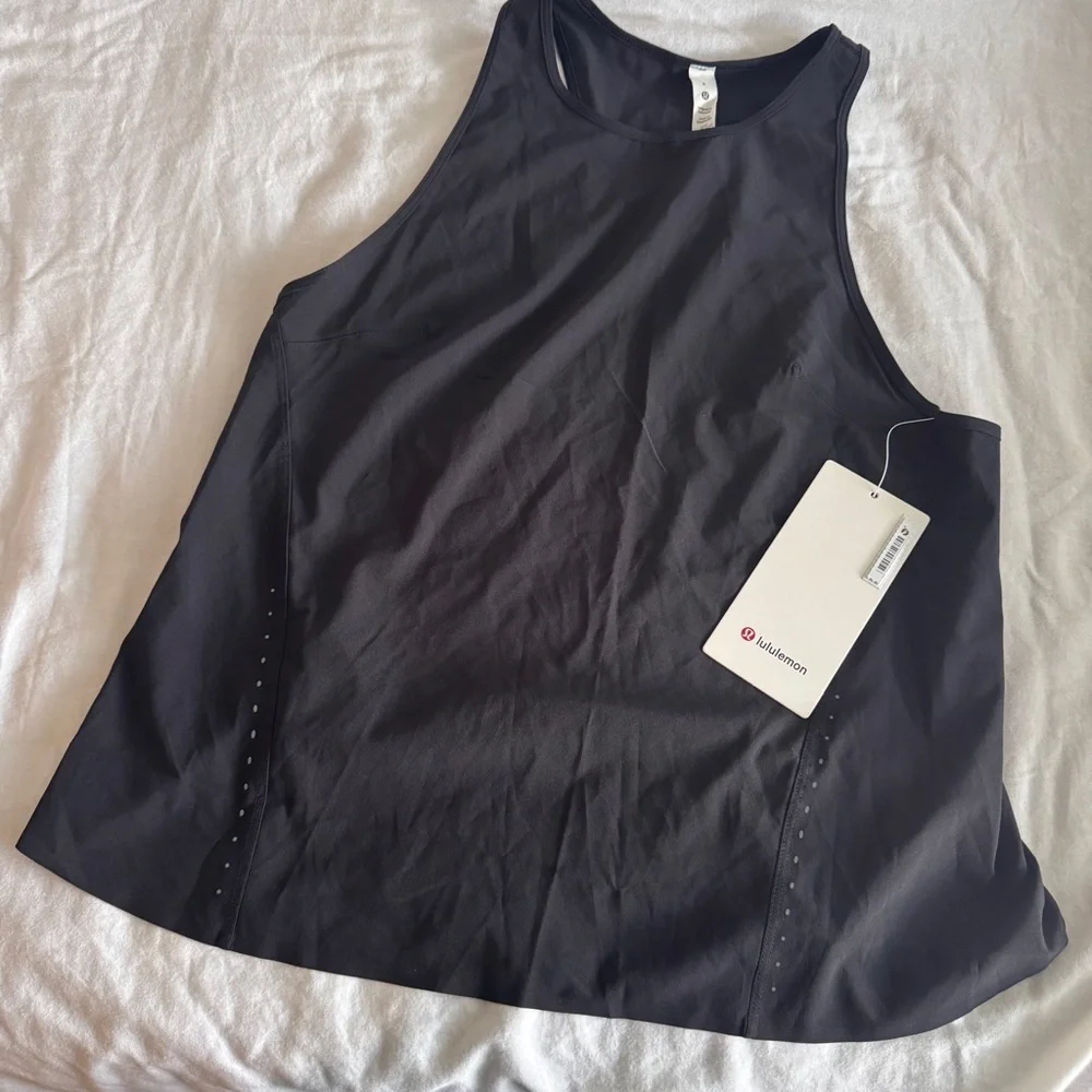 101 Lululemon Lightweight Stretch Run Tank - Black